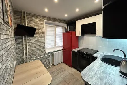 One-bedroom apartment for daily rent in Lida, Pobedy av. 1